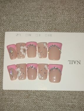 Pink French Tip Floral Rhinestone Press-On Nail Set - Nude Base